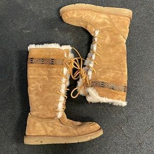UGG Authentic sheepskin boots. LIMITED EDITION